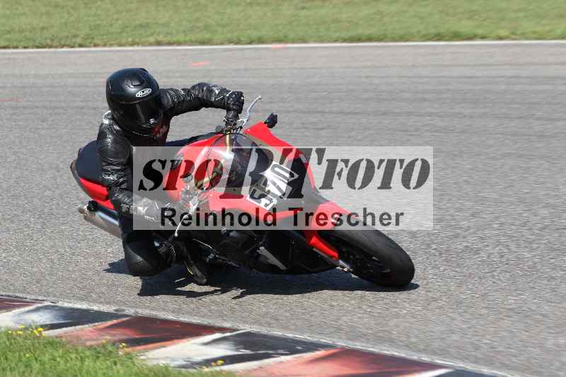 /44 09.08.2025 Plüss Moto Sport ADR/Einsteiger/570